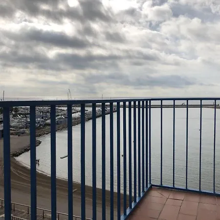 Apartament Cranc Davant Del Mar *